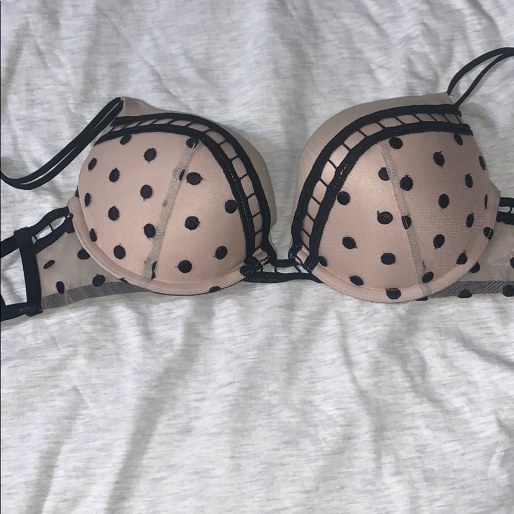 VS BOMBSHELL